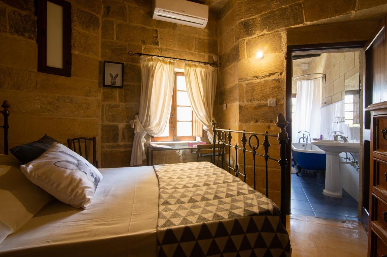 The Burrow Guest House Tarxien Buitenkant foto